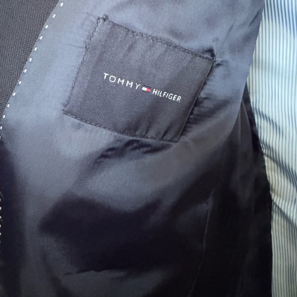 TOMMY HILFIGER 100% Worsted Wool Men's Blazer/ Jacket Size 44R - Picture 10 of 12